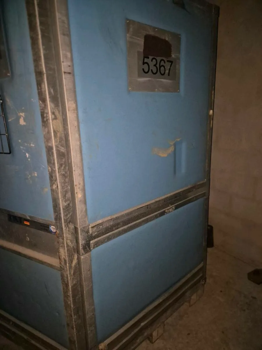 Lockable job box storage unit. - Image 4