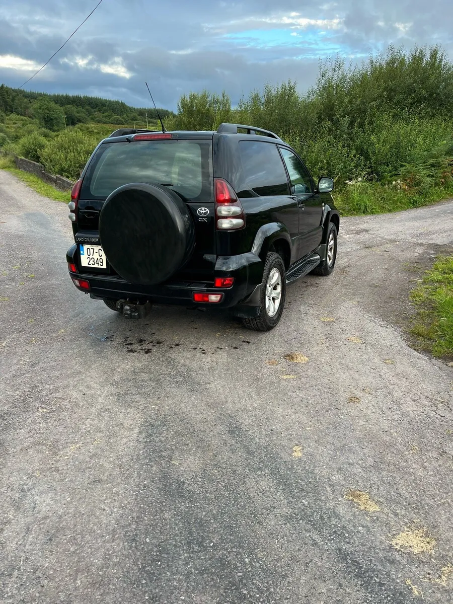 Toyota Landcruiser - Image 4