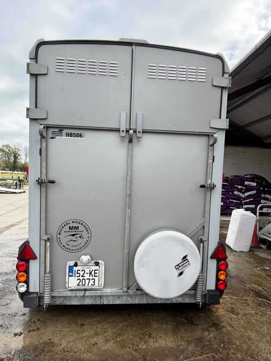 Horse Box 506 - Image 2