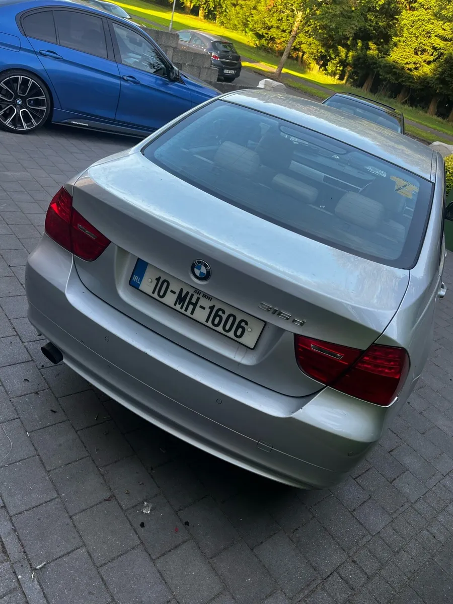 BMW e90 320d - Image 4