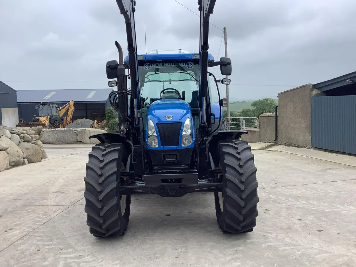 2008 NH T6030 - Image 2