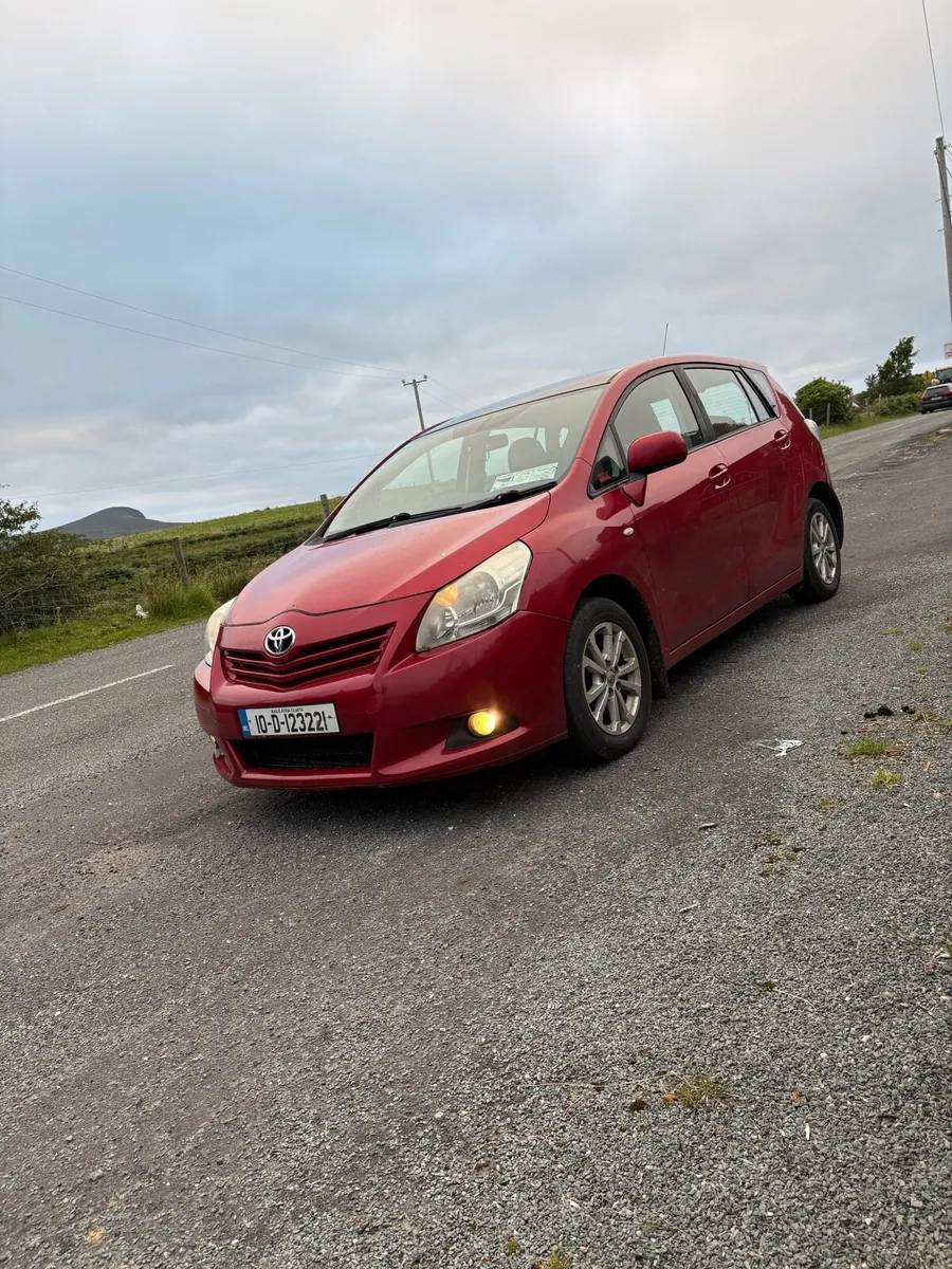 Toyota verso - Image 1