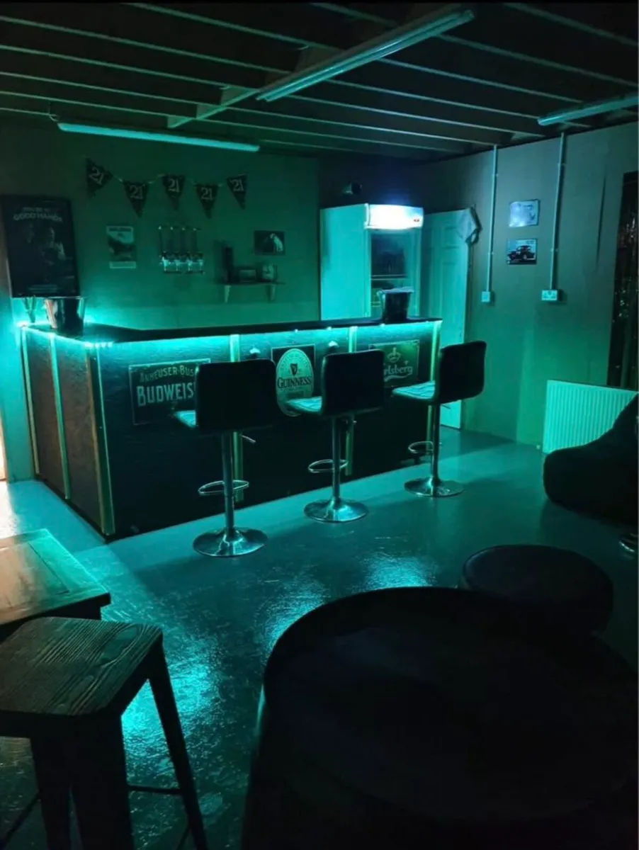 Home bar set up - Image 2