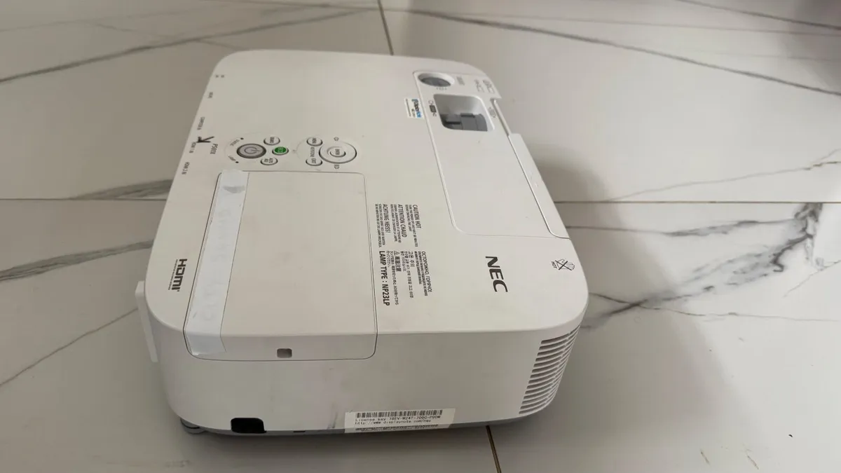 NEC NP-V260 Projector - Image 3