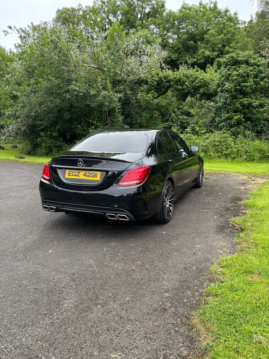 Mercedes C220d AMG Line Premium - Image 4