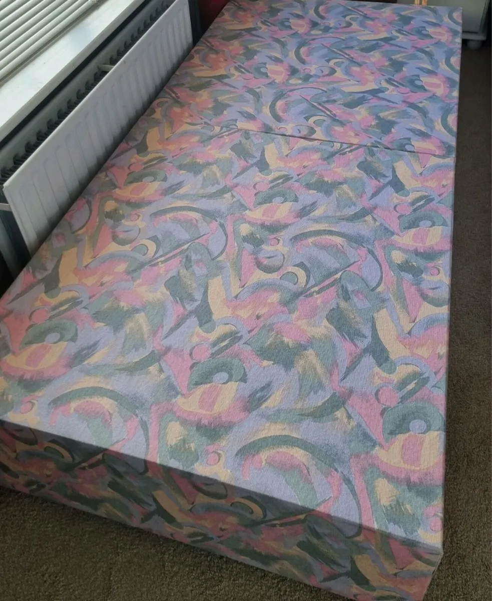 Single bed with headboard - Image 2