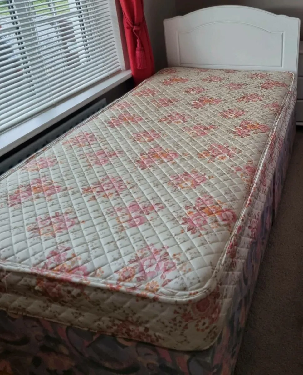 Single bed with headboard - Image 3
