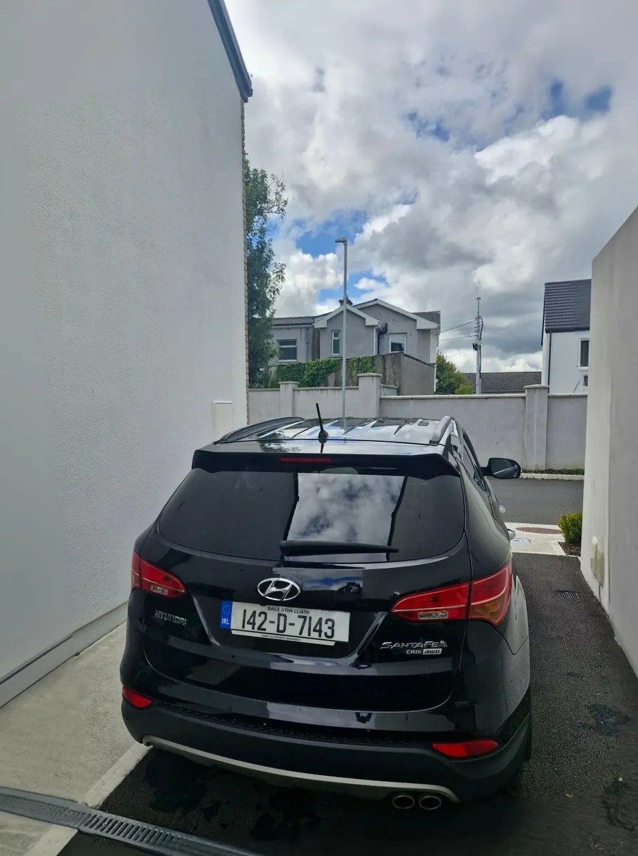 Hyundai Santa Fe 2014 - Image 4