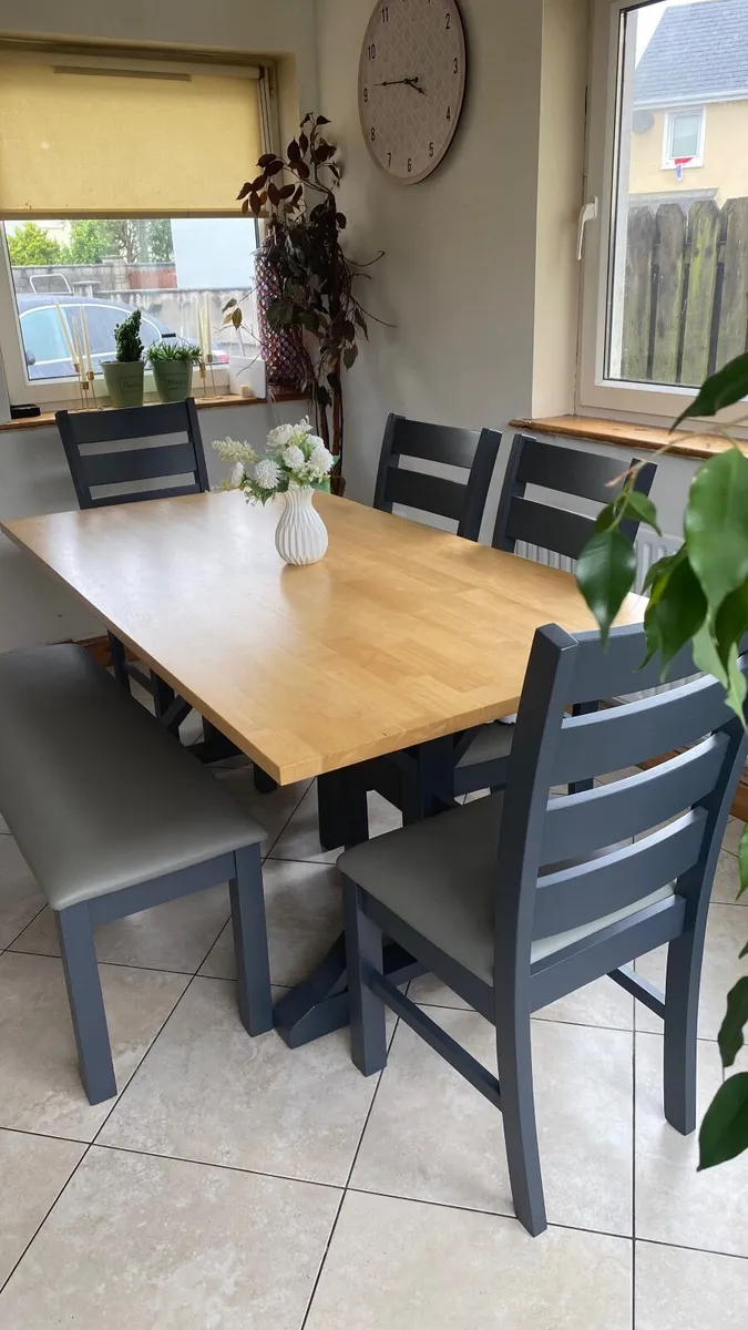 Dinning table & chairs - Image 1