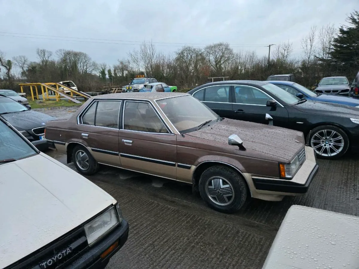 toyota corona 1982 - Image 4