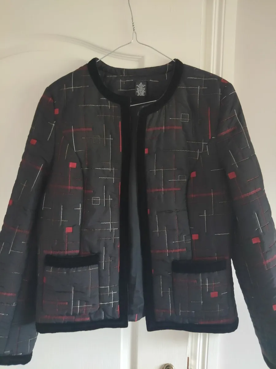 Black jacket - Image 4