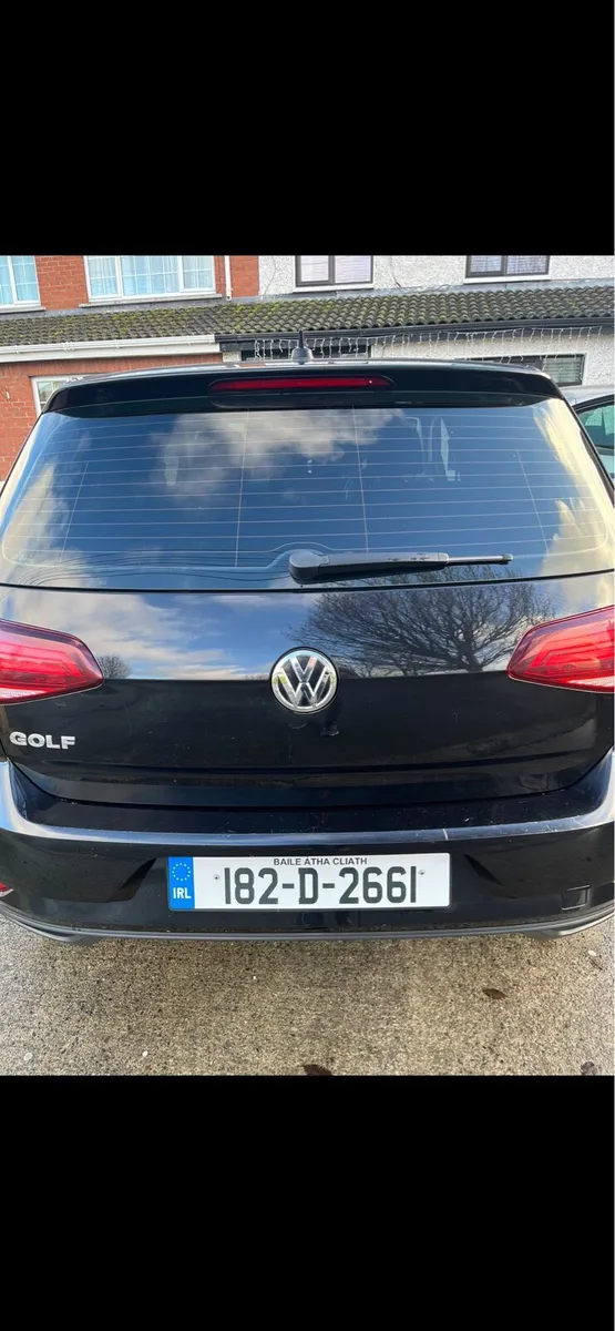 Volkswagen Golf - Image 4