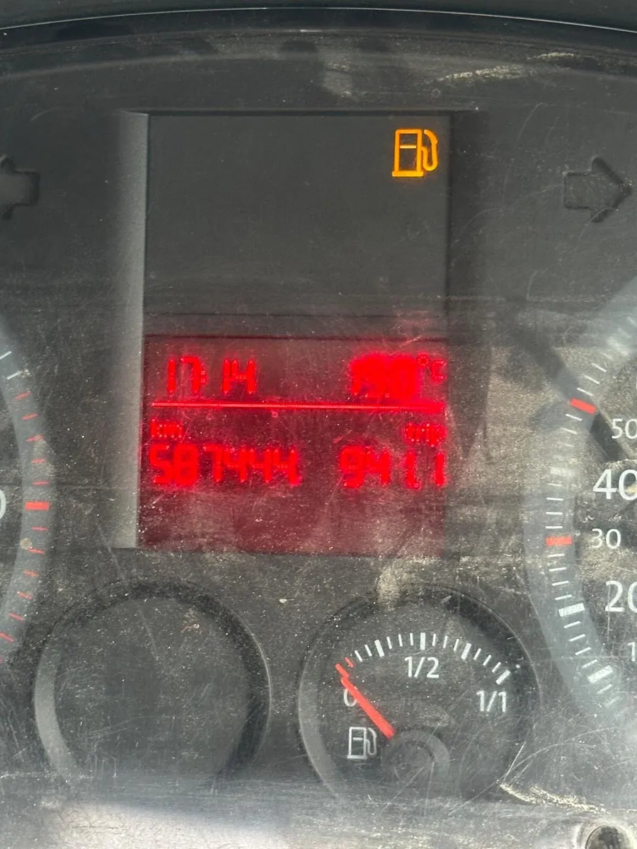 Volkswagen Caddy 2008 Tax3/26 - Image 4