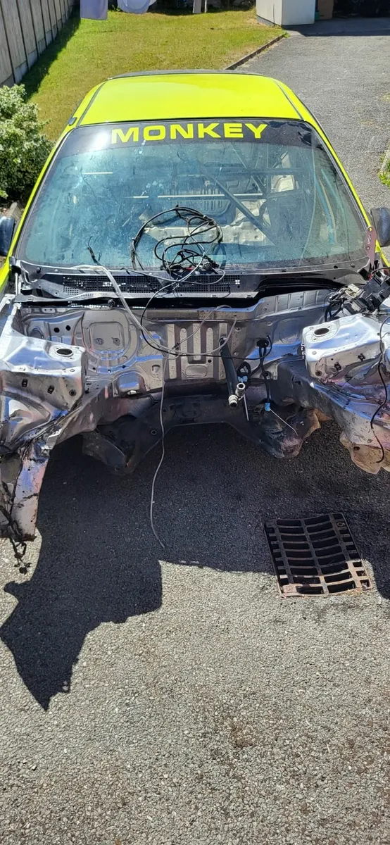 Crashed,  repairable Civic ek - Image 2