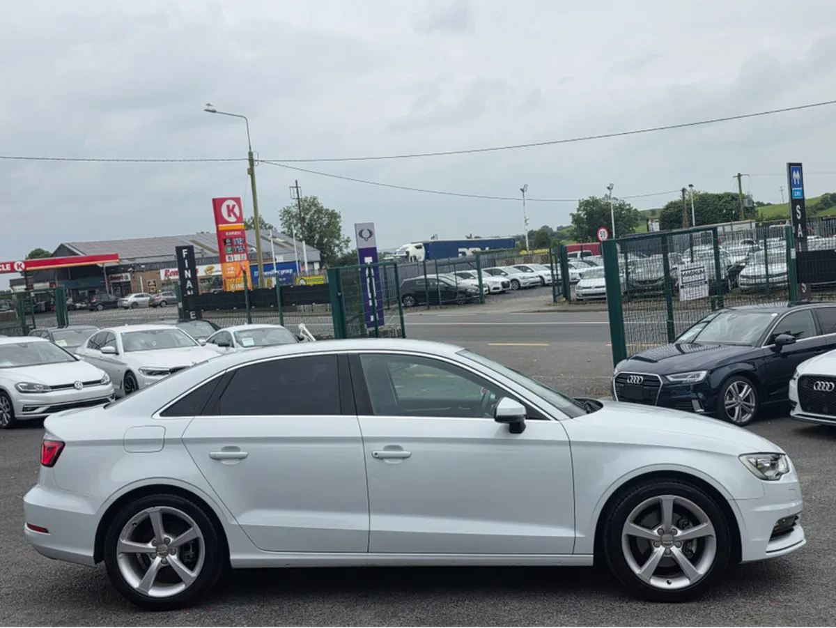 Audi A3 SALOON 1.4 TFSI SPORTS EDITION  PRIVACY GL - Image 4
