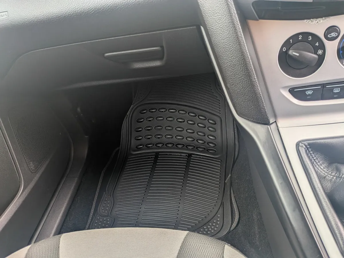 Ford Focus 2014 Ecoboost - Image 3