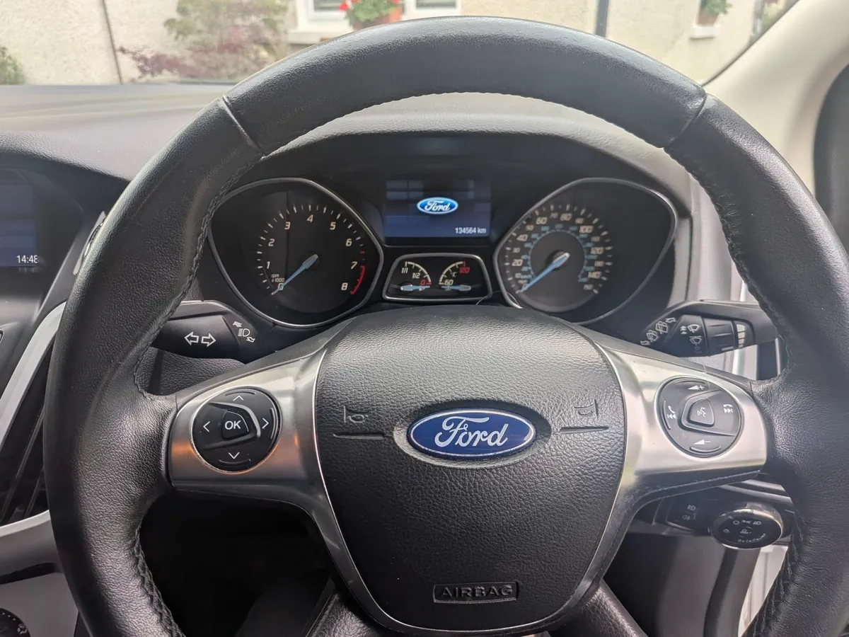 Ford Focus 2014 Ecoboost - Image 4