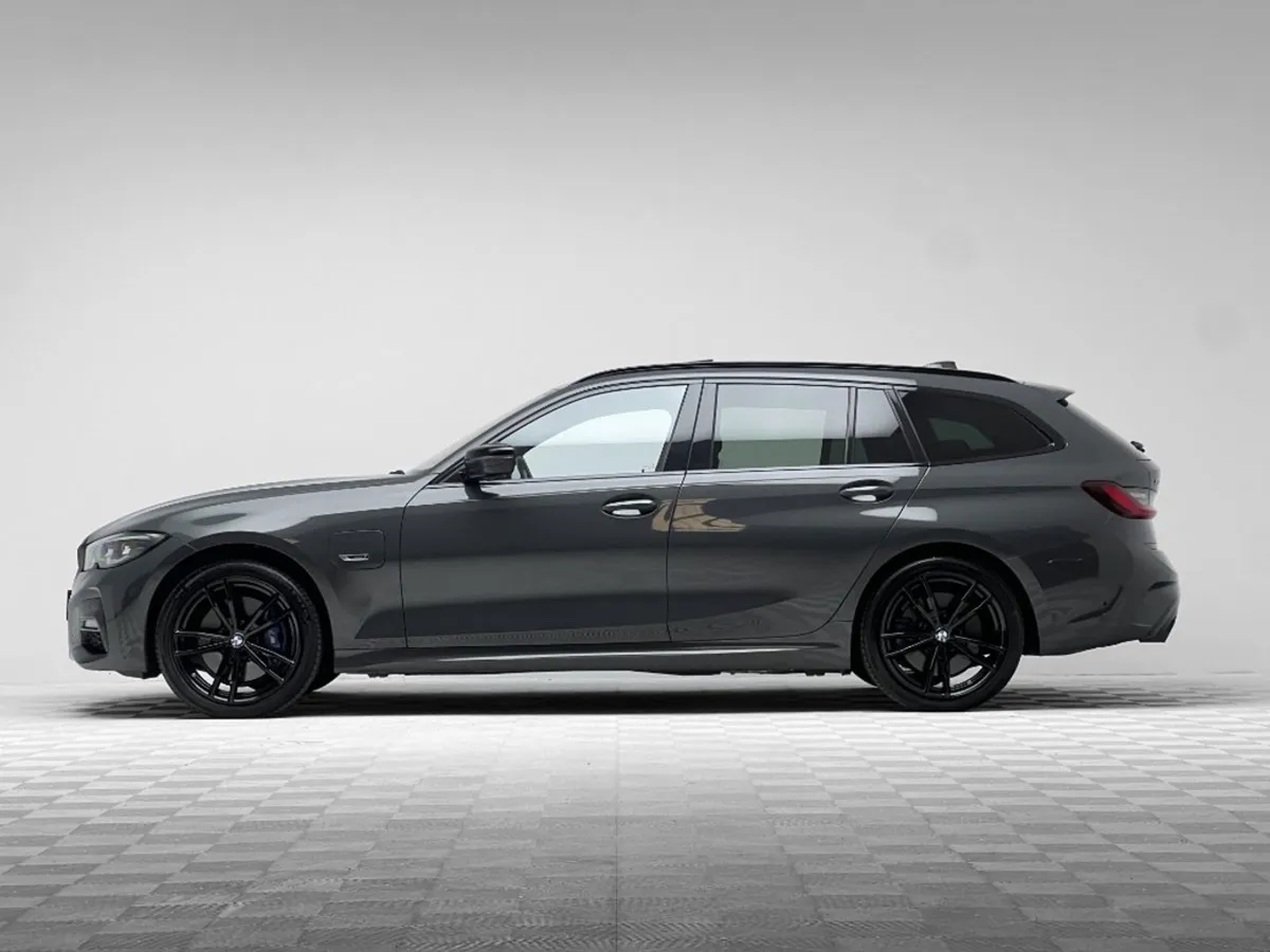 BMW 3 Series 330E M Sport Xdrive - Image 4