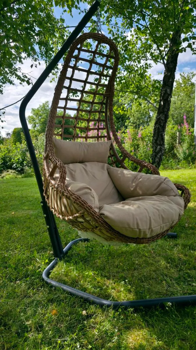 Egg chair swing chair  brand new - Image 2
