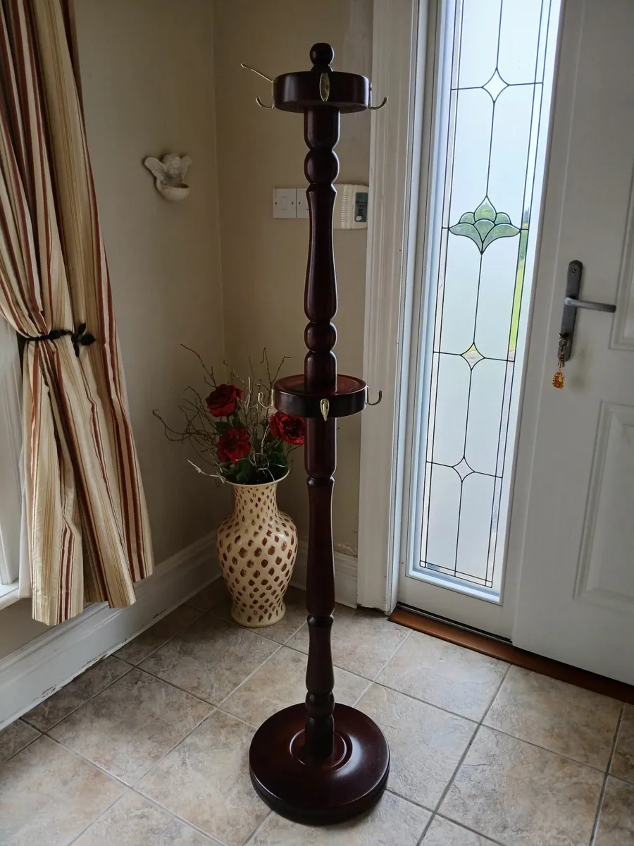 Coat rack - Image 1