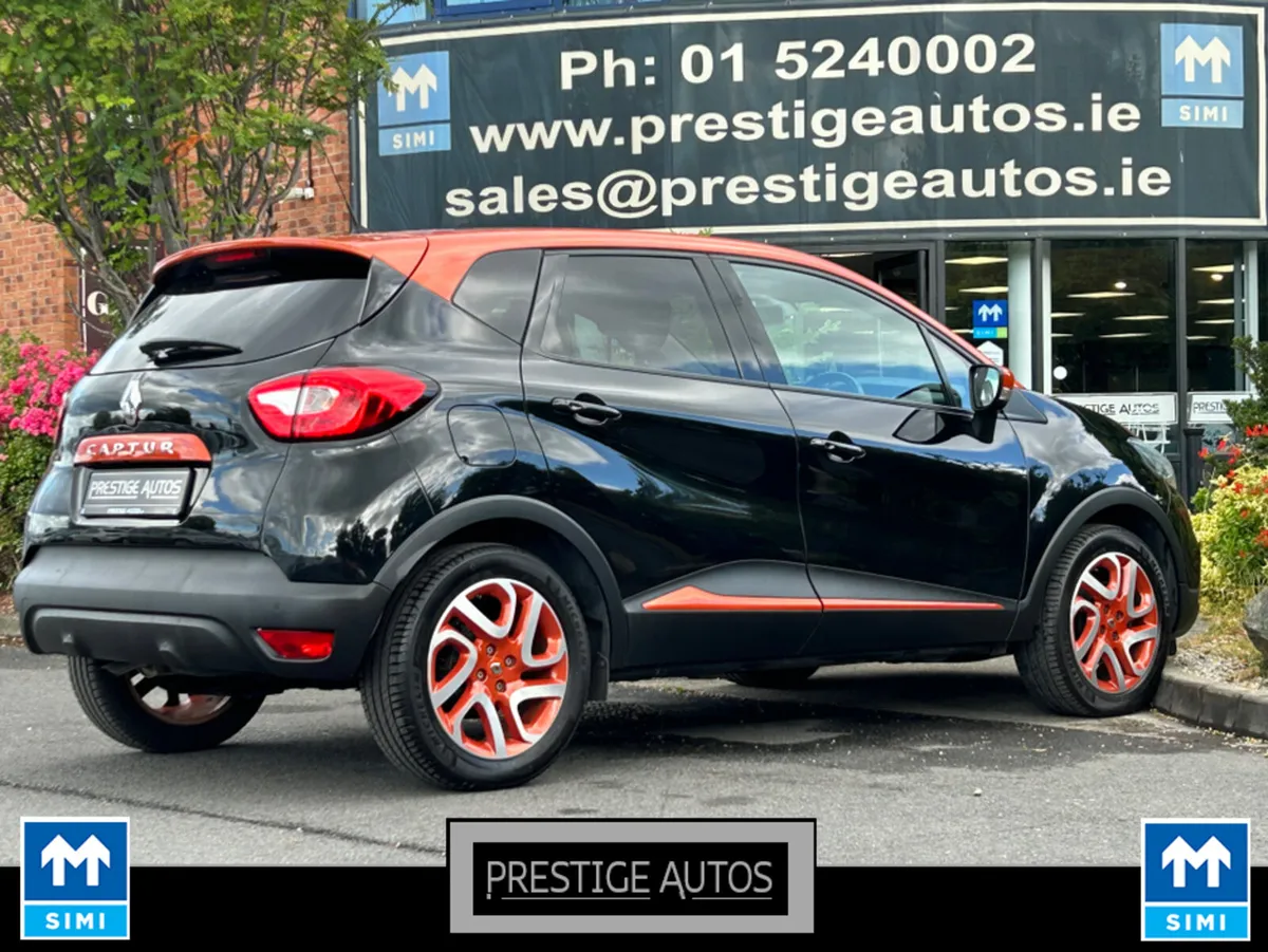 Renault Captur 1.2 PETROL INTENCE 2 TONE AUTO *CAR - Image 4