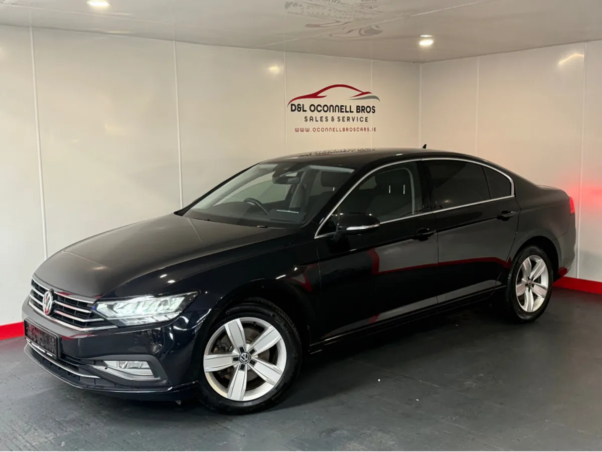 Volkswagen Passat SE NAV TDI - Image 2