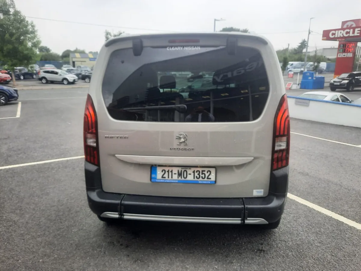 Peugeot Rifter ALLURE 1.5 HDI 100 4DR - Image 4