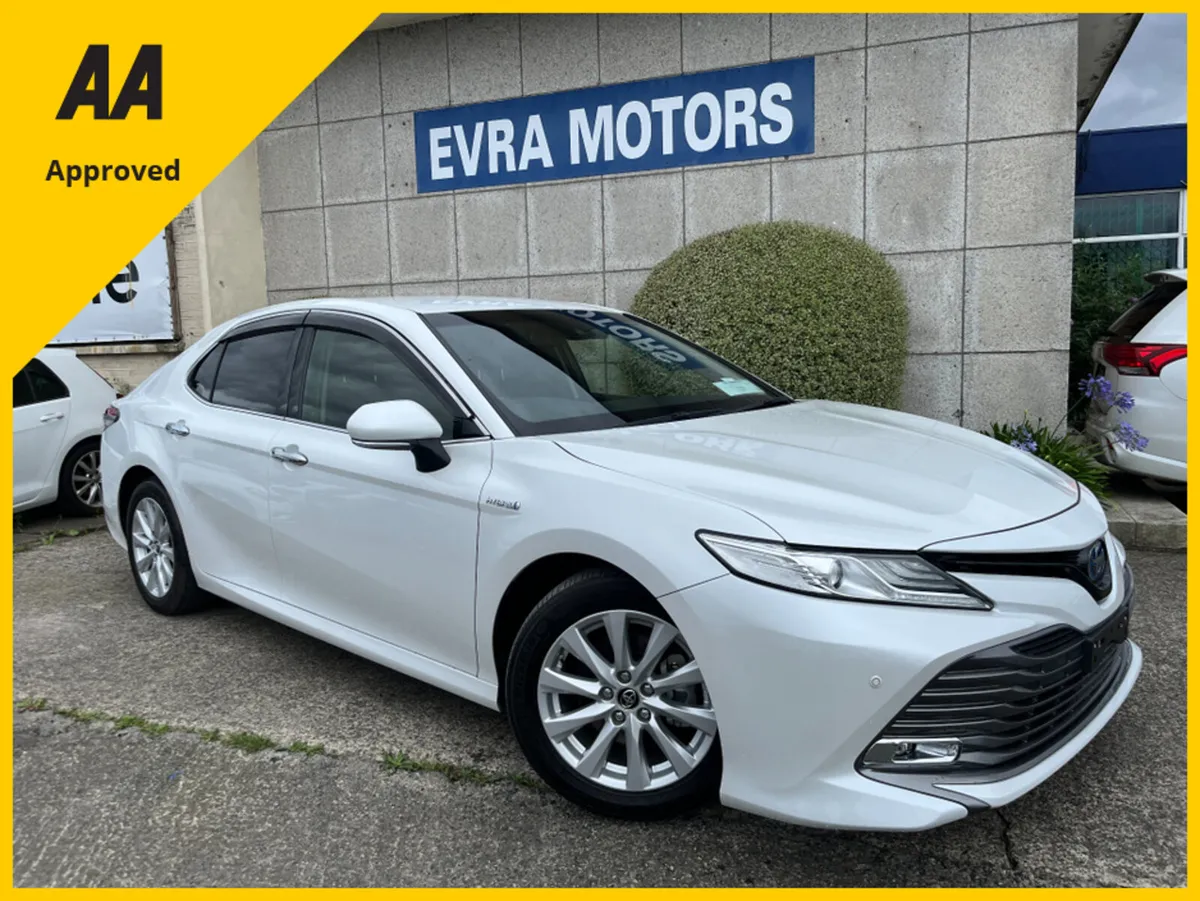 Toyota Camry G AUTOMATIC HYBRID 2.5 PETROL //LOW M - Image 1