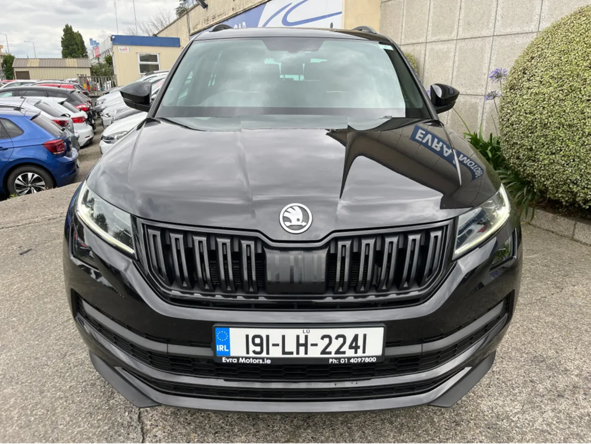 Skoda Kodiaq SPORTLINE 4X4 7 SEATER 190BHP AUTOMAT - Image 3