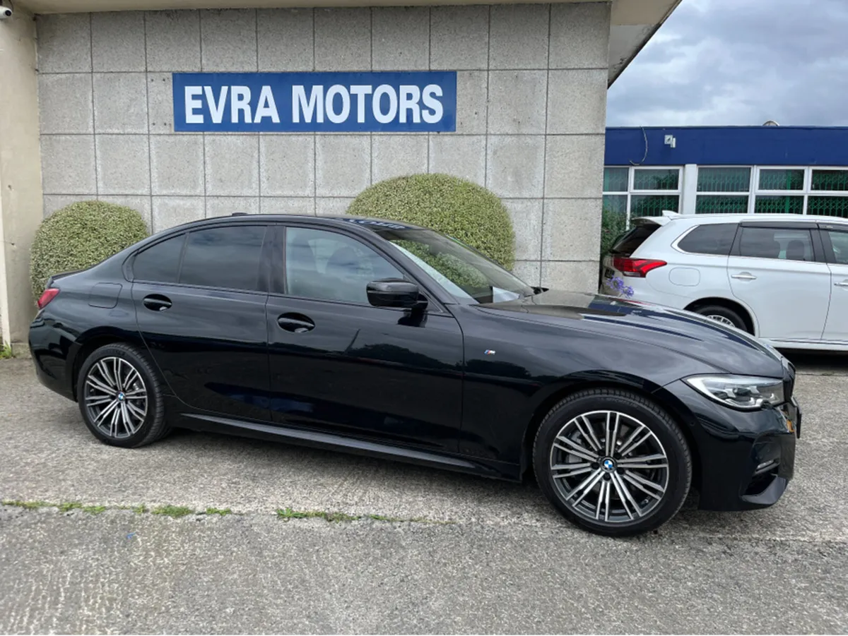 BMW 3-Series 330e M-SPORT 2.0 PETROL PHEV //HARMAN - Image 3