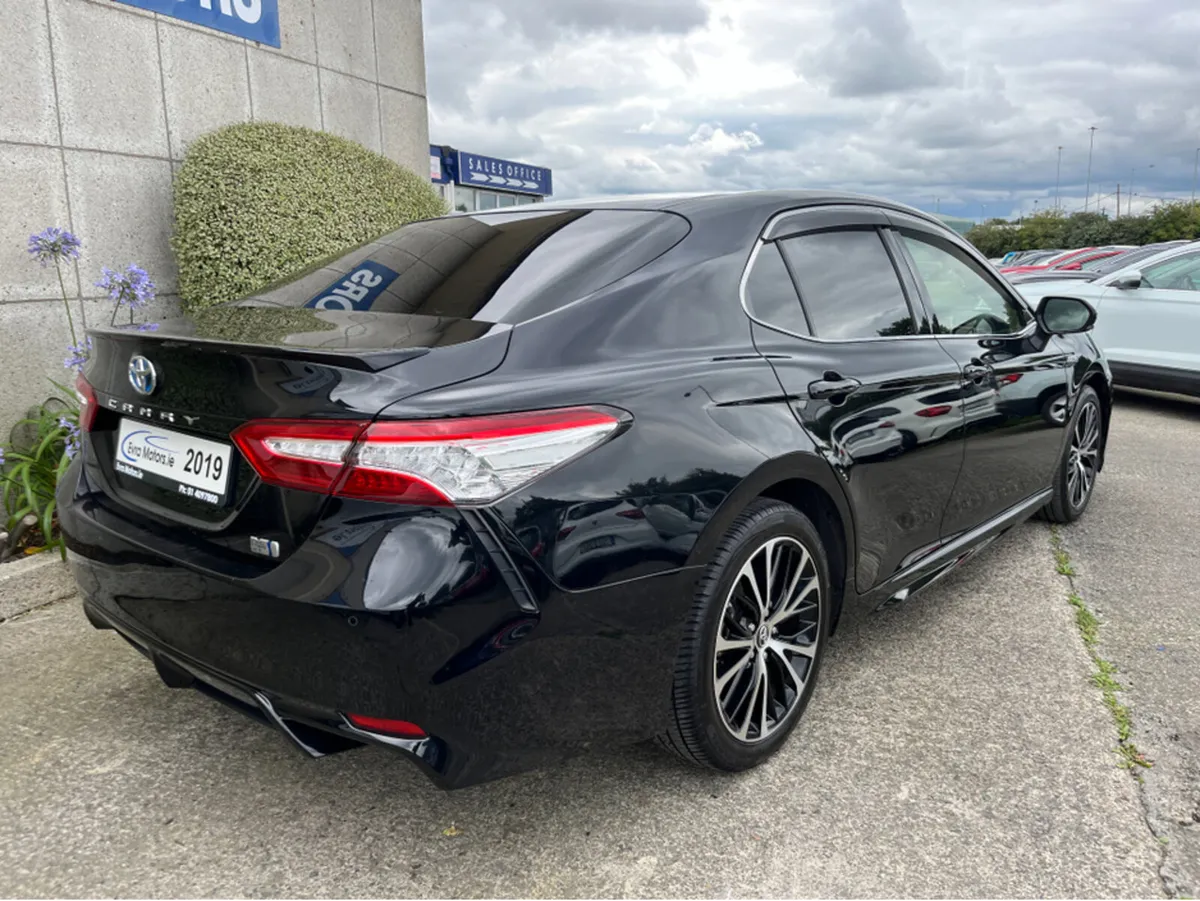 Toyota Camry WS HYBRID AUTOMATIC 2.5 PETROL //HIGH - Image 4