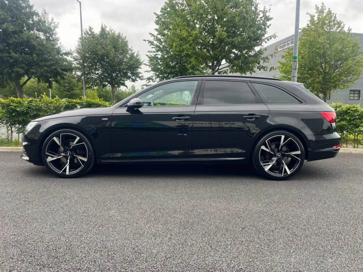 Audi A4 S LINE TDI AVANT BLACK EDITION STYLING *FR - Image 2