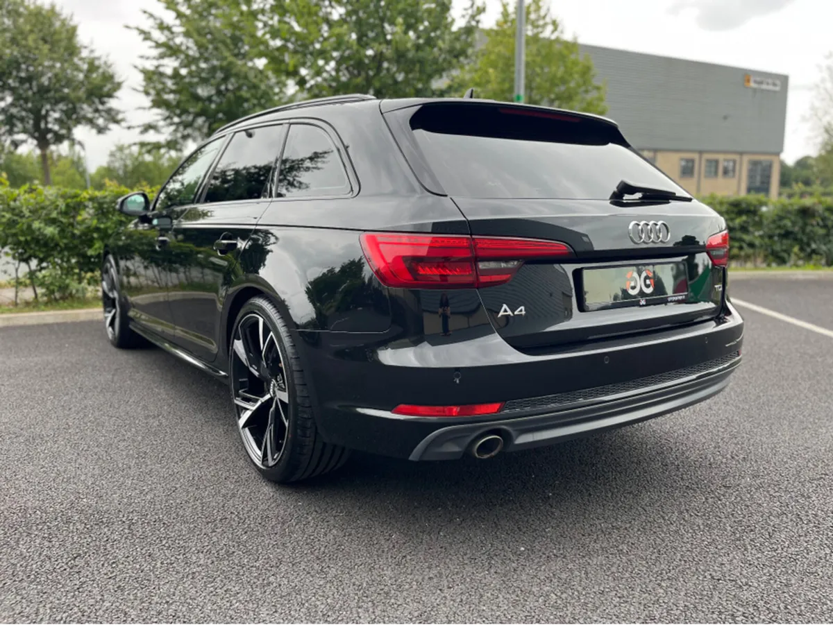 Audi A4 S LINE TDI AVANT BLACK EDITION STYLING *FR - Image 3