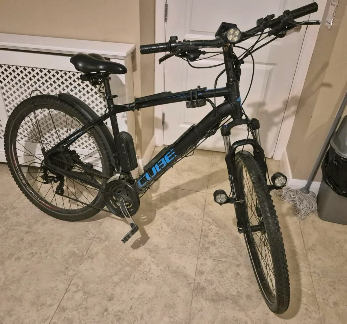 Adults Cube Aim Mountain electric Bike
parts or re - Image 1