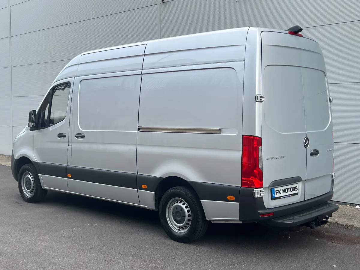 Mercedes-Benz Sprinter 2022 including vat - Image 3