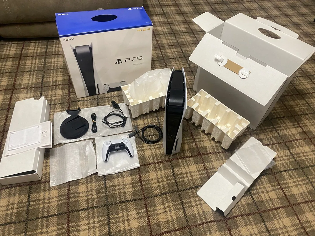 PlayStation 5 - Image 1