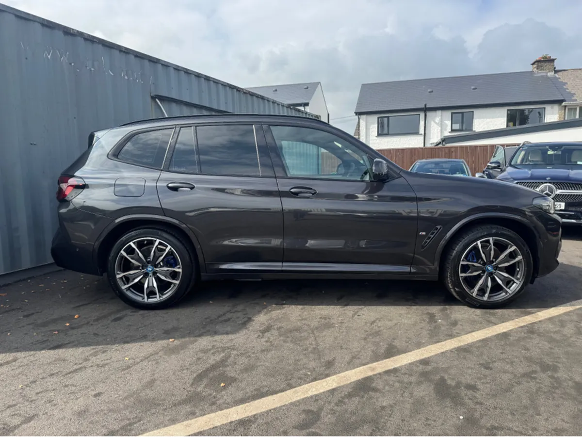 BMW X3 XDRIVE30E M SPORT PRO PACK AND TECH PACK - Image 3