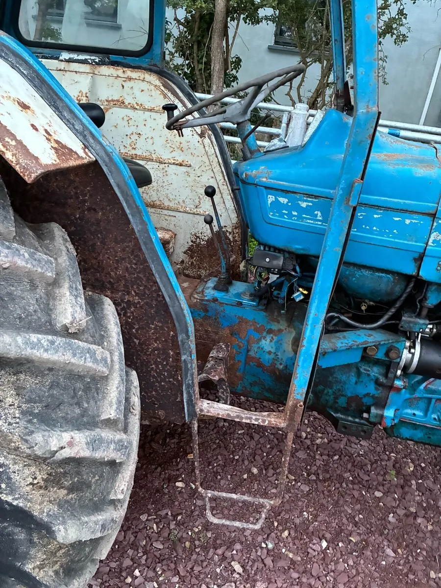 Ford 4000 with 4610 engine - Image 4