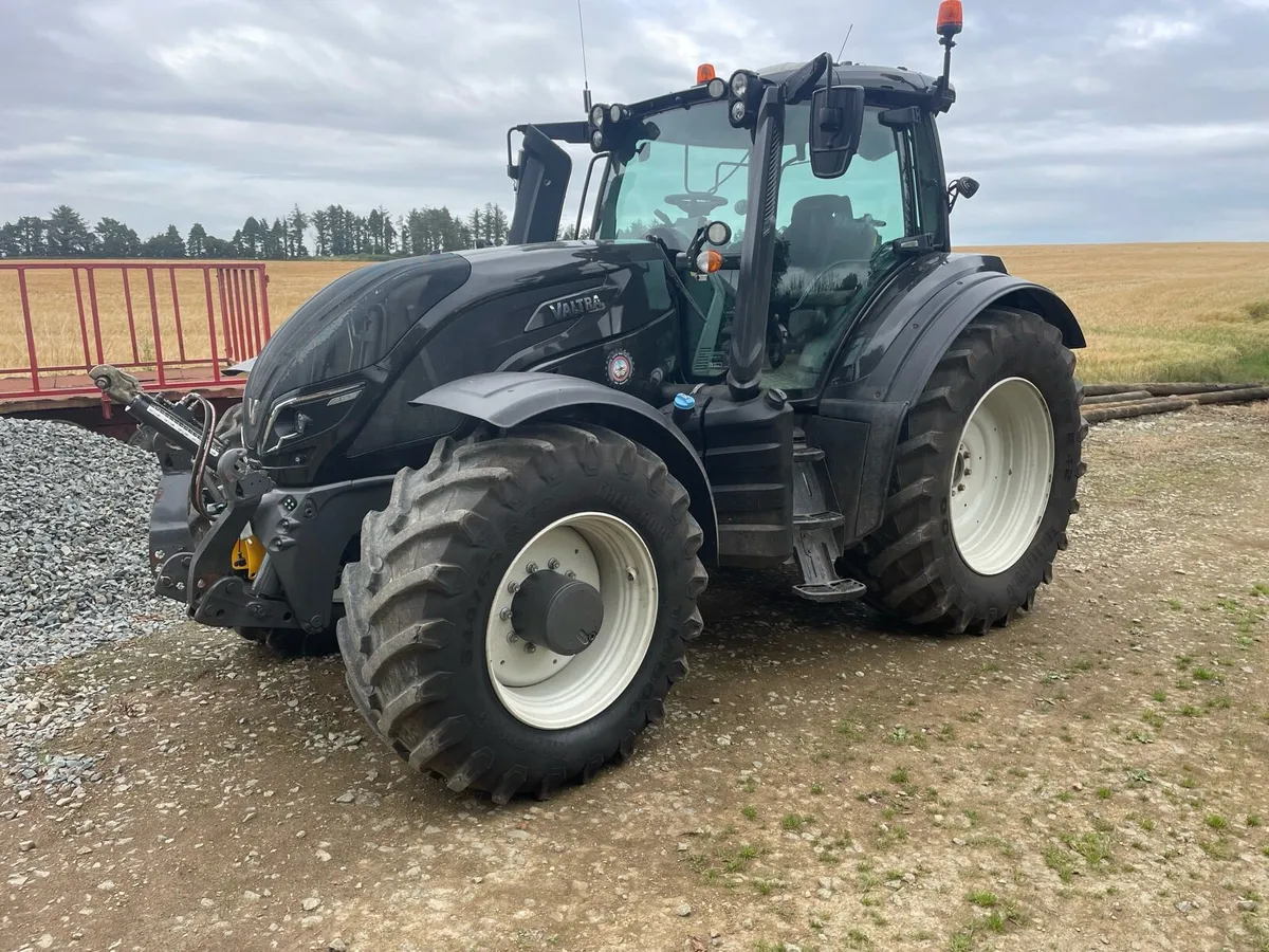 2020 Valtra T234D Reverse Drive *3000hrs* - Image 2