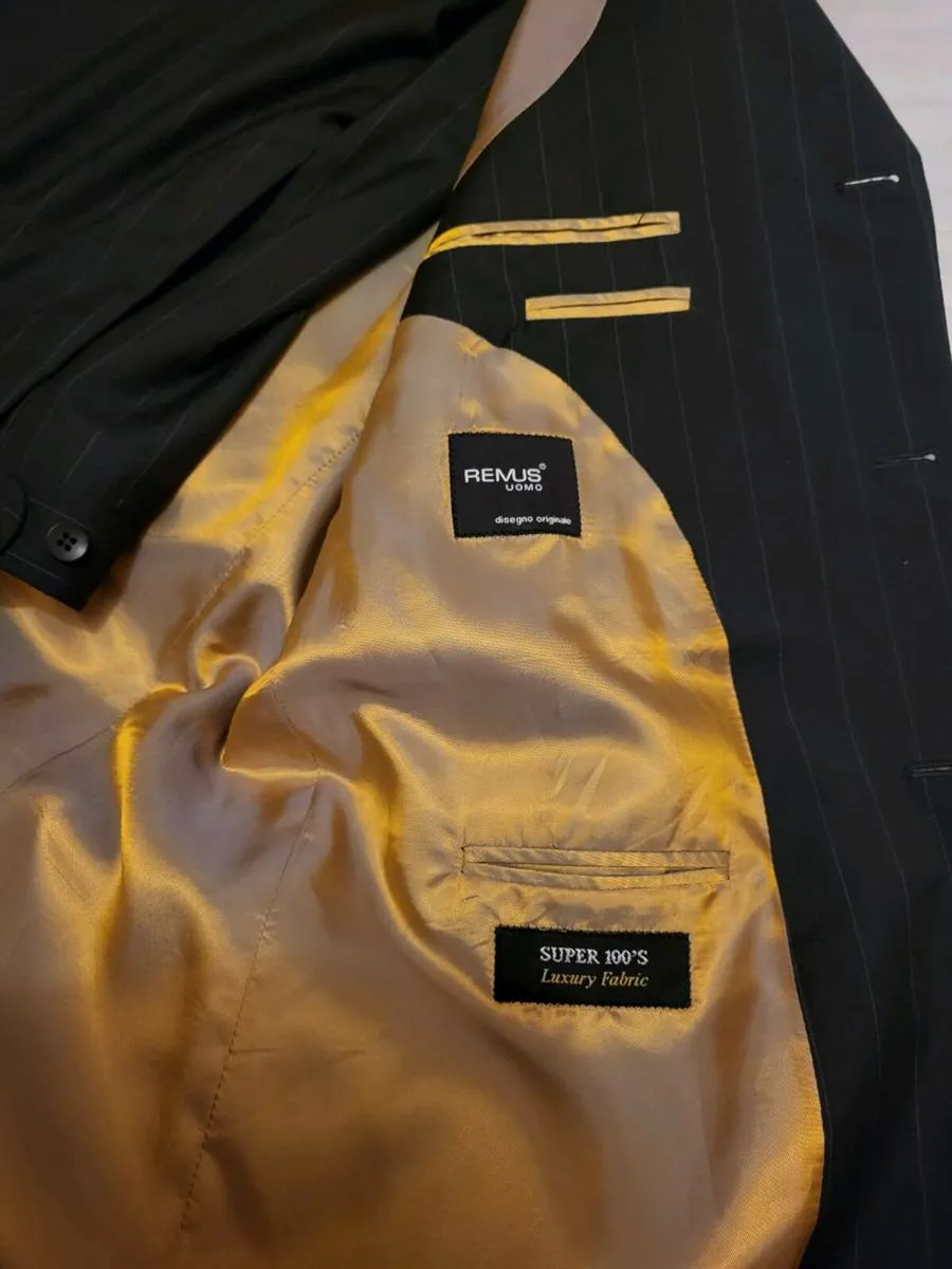 REMUS UOMO MENS 2PIECE SUIT - Image 4