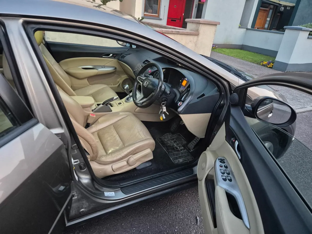 Honda Civic 2007 - Image 3