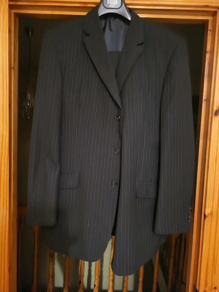 MARKS AND SPENCER MENS 2PIECE SUIT - Image 1