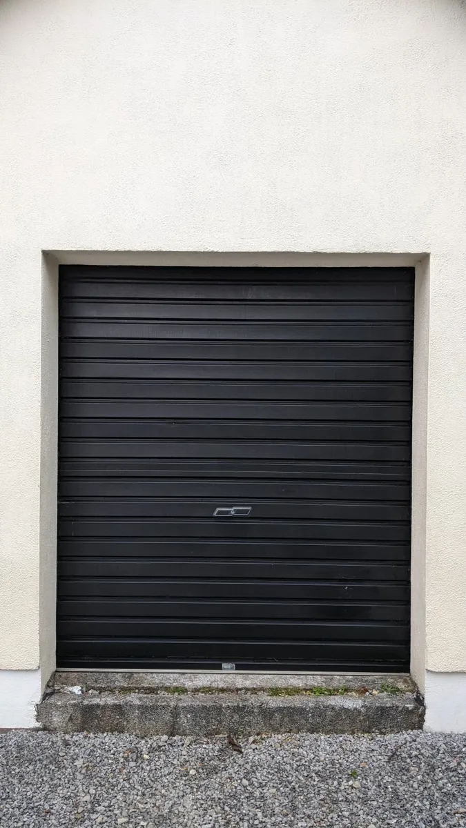 Garage Roller Door - Image 1
