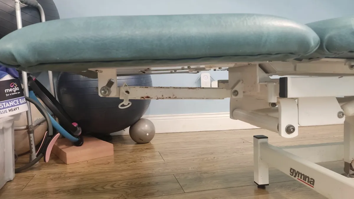 Electric massage table - Image 3