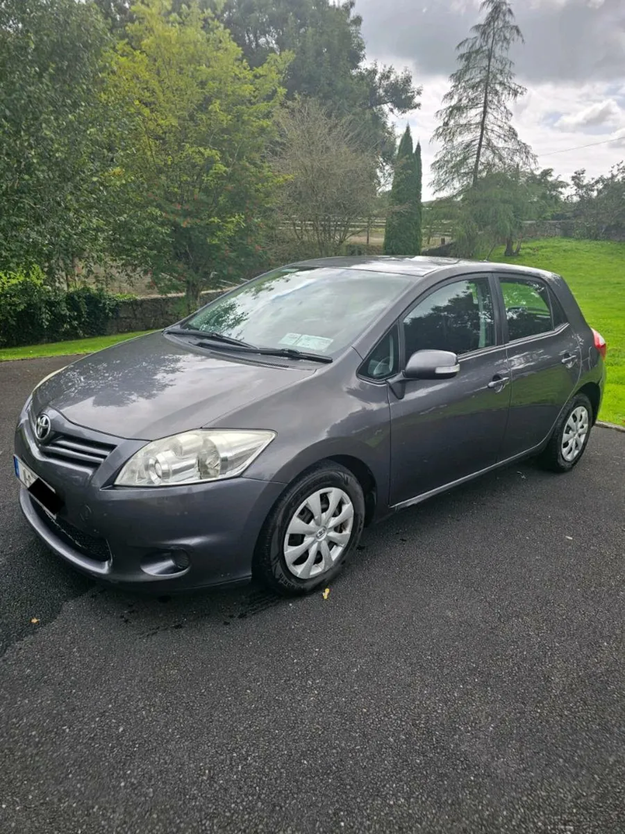 Toyota Auris - Image 1