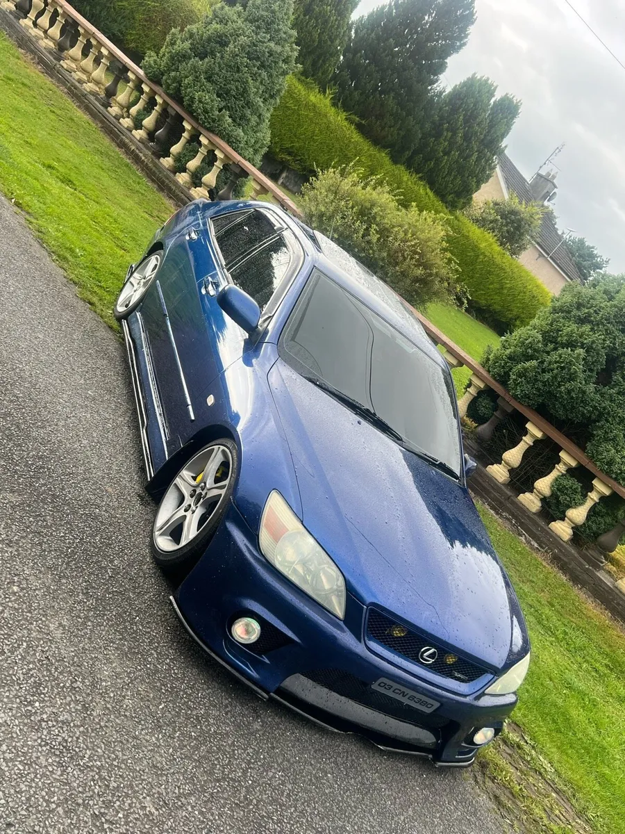 8n8 Lexus sport - Image 2