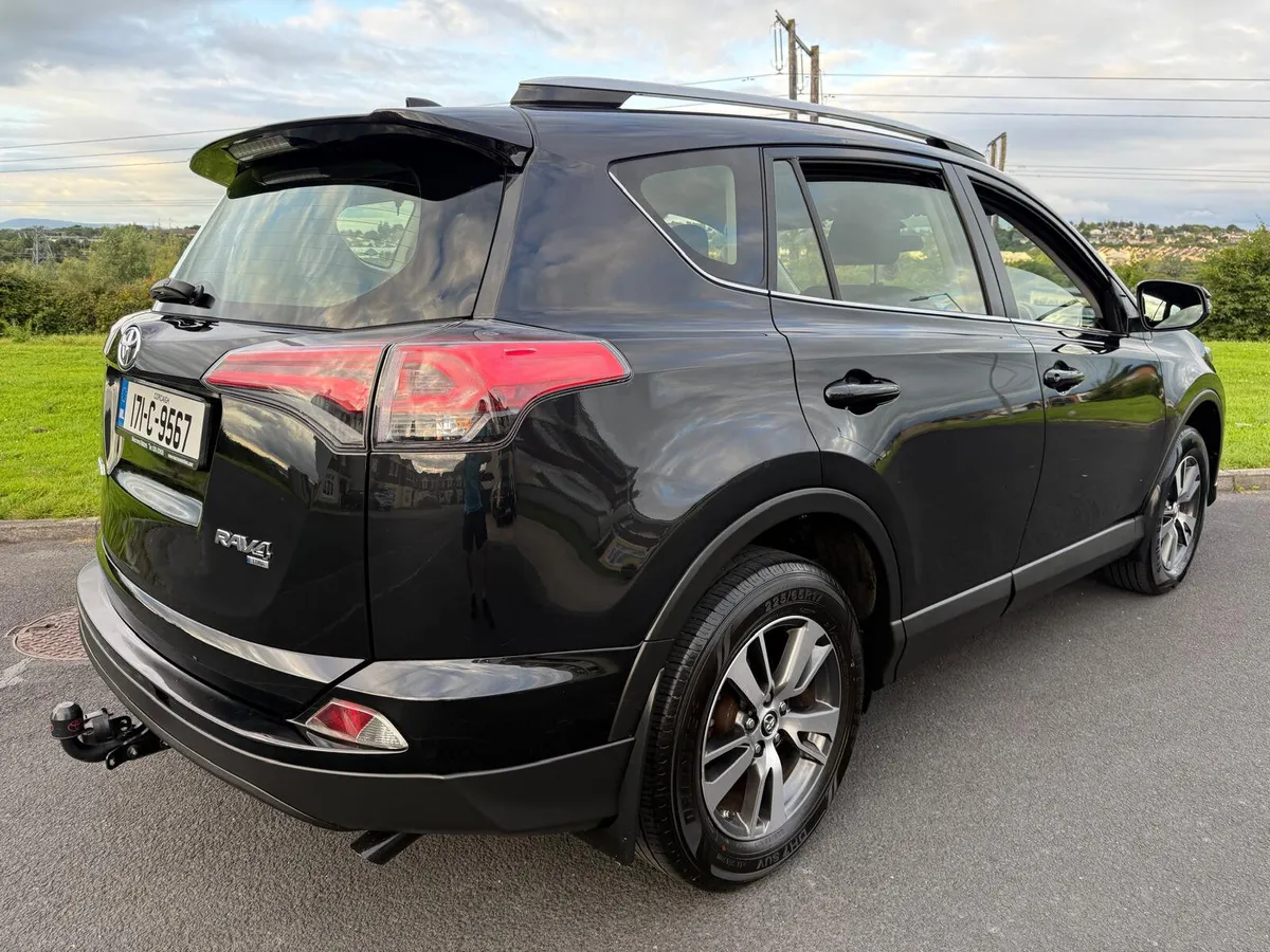 Toyota RAV4 2017 - Image 4