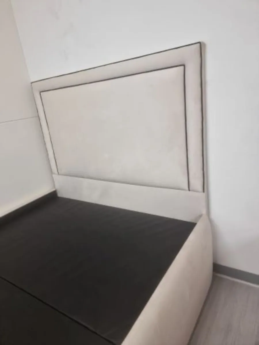Free Delivery Emerson Bed Sets - Image 2