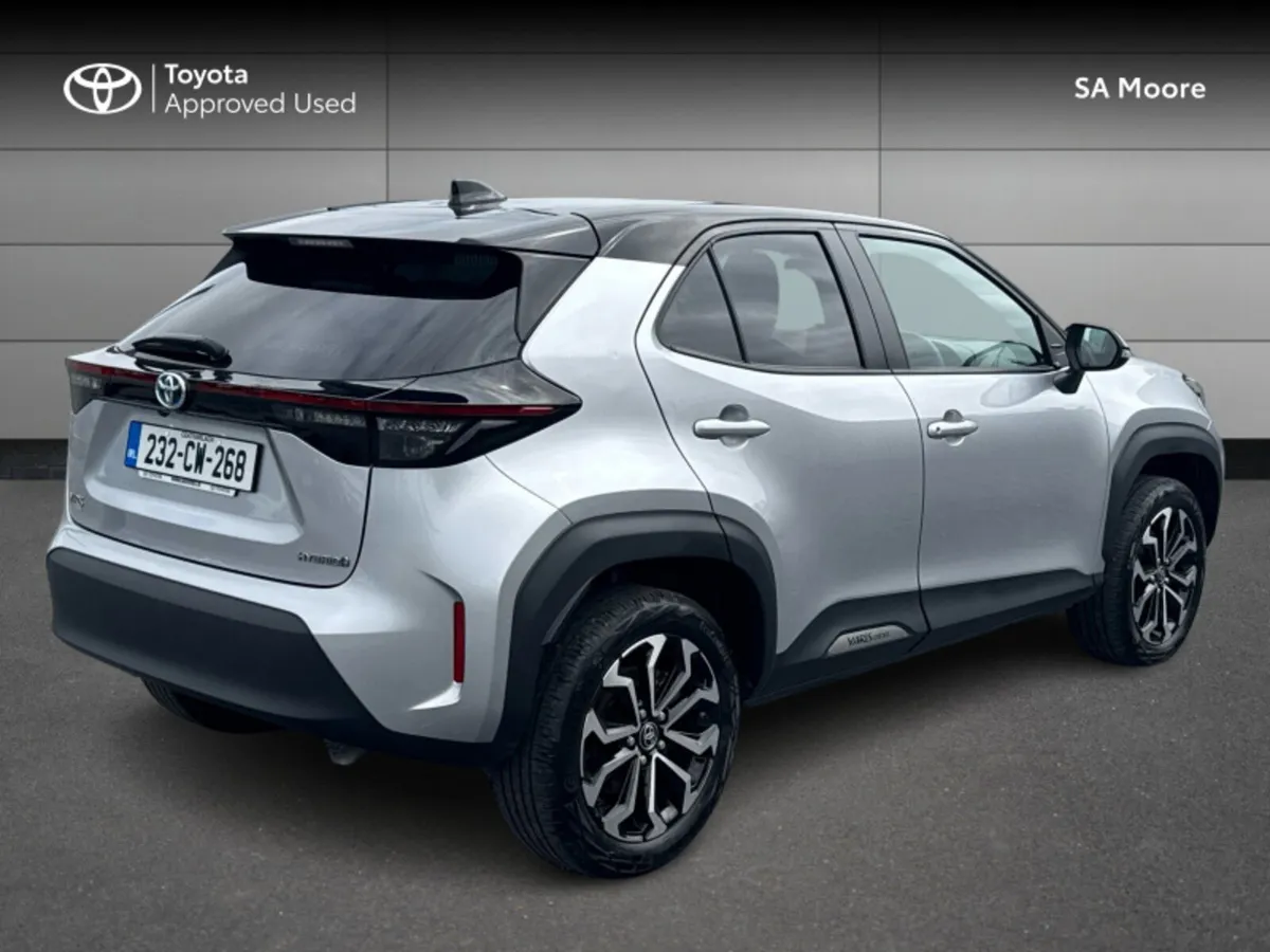Toyota Yaris Cross LUNA SPORT - Image 2
