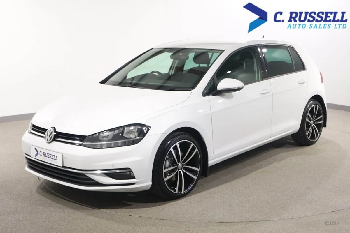 Volkswagen Golf Diesel Hatchback - Image 1